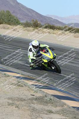 media/Dec-01-2025-Moto Forza (Mon) [[2daa91e15f]]/2-Intermediate Group/Session 4 (Turn 10 Inside)/